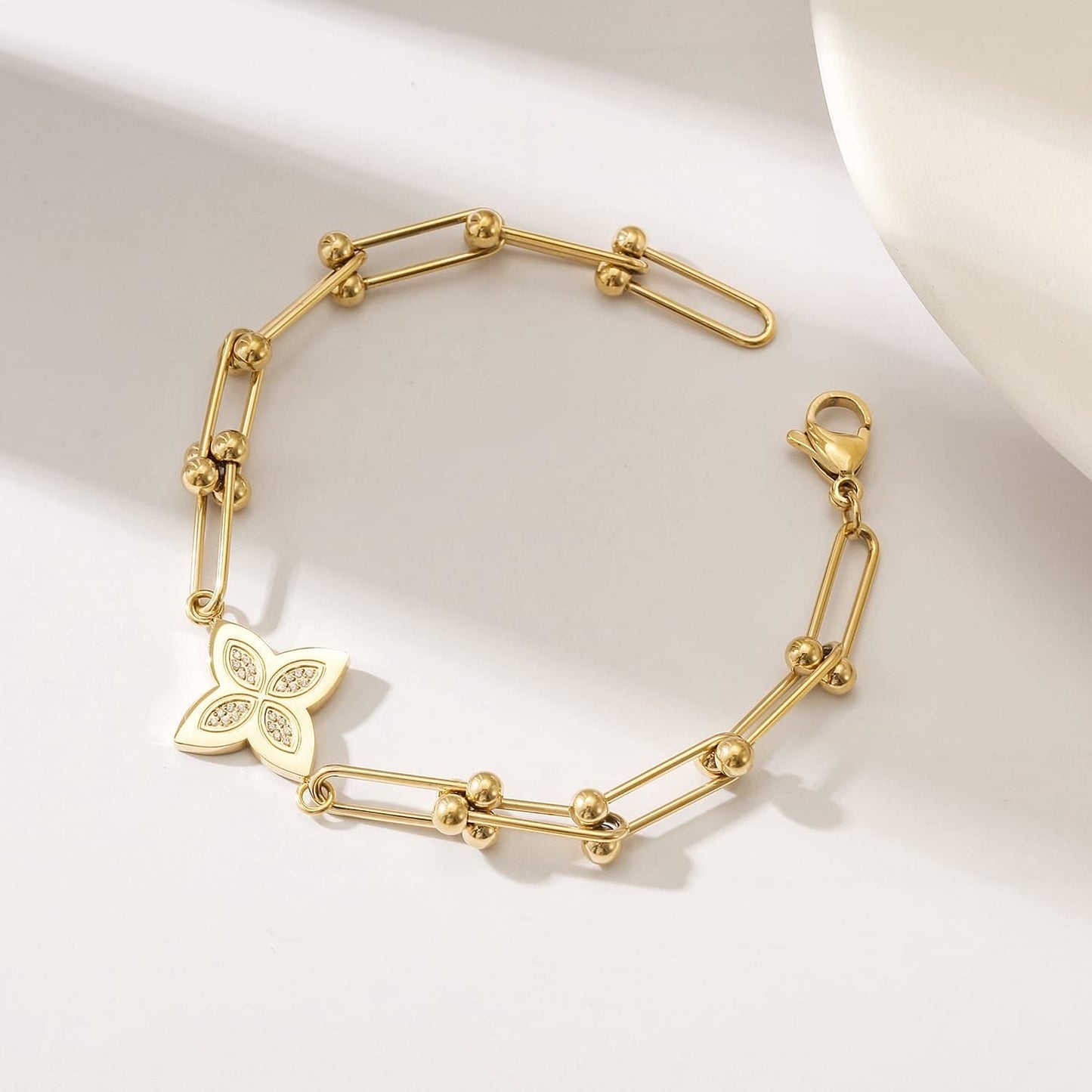 Flora Pavé Bracelet