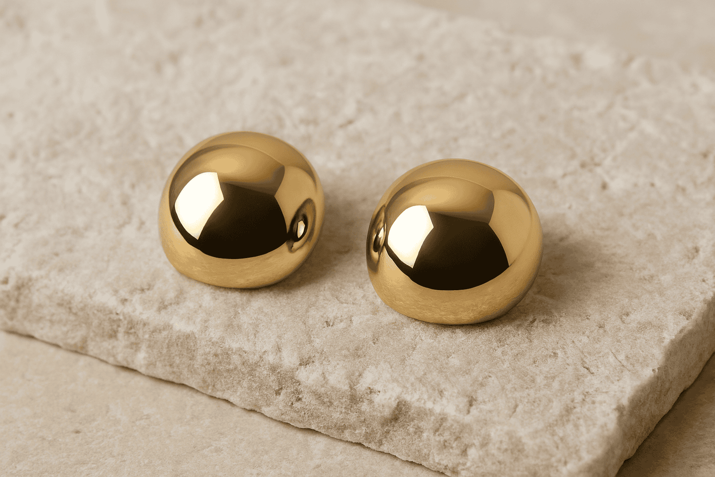 Luna Studs