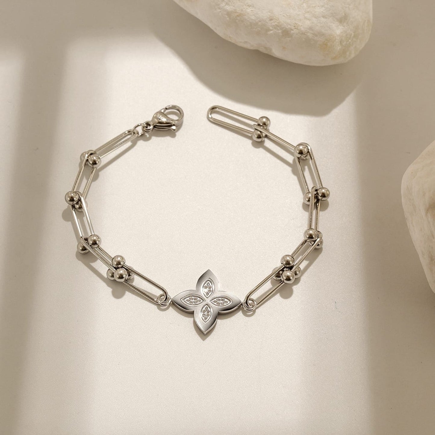 Flora Pavé Bracelet